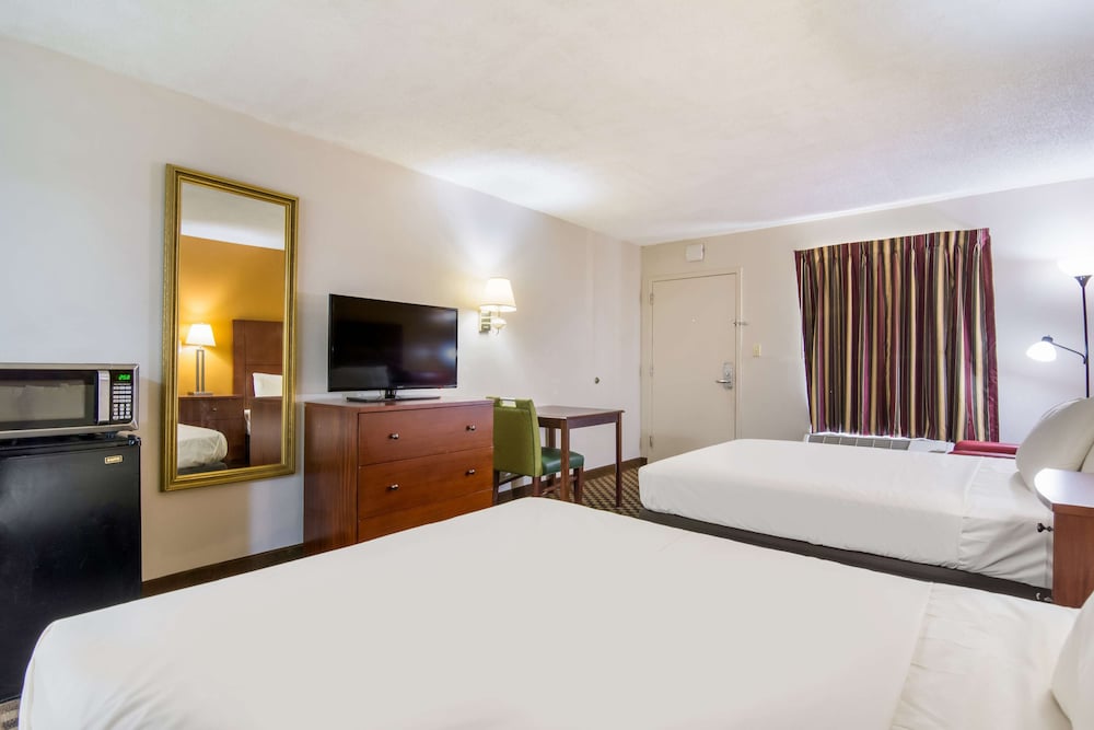 غرفة بسريرين كوين، Americas Best Value Inn Wadesboro 2/4
