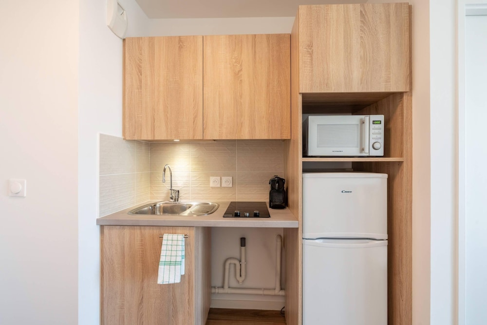 Quality Aparthotel Choisy Orly Airport 6/35