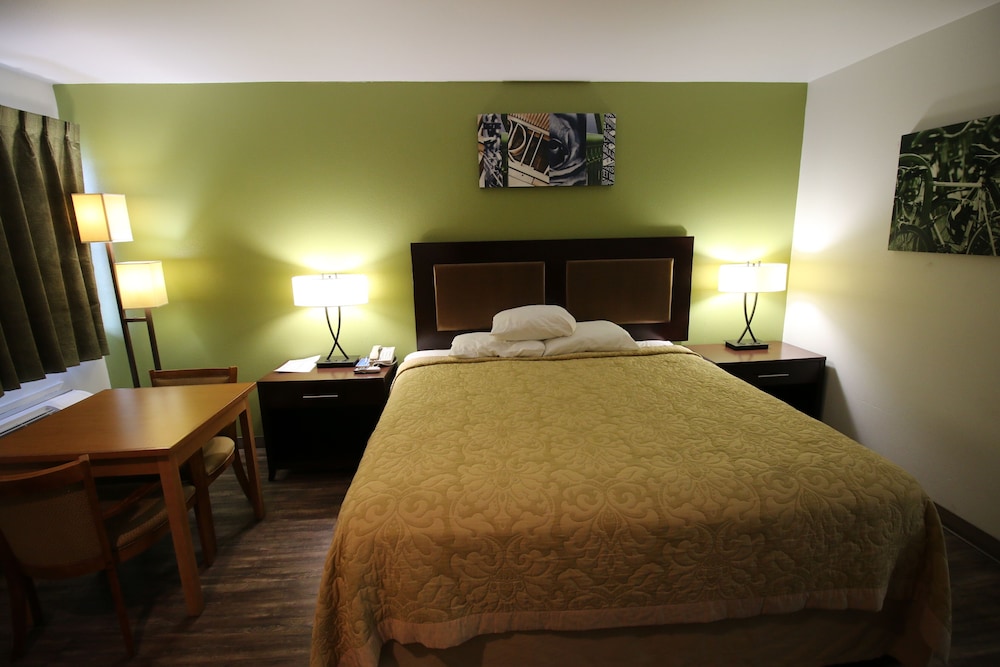 Rodeway Inn Rice Hill 12/24