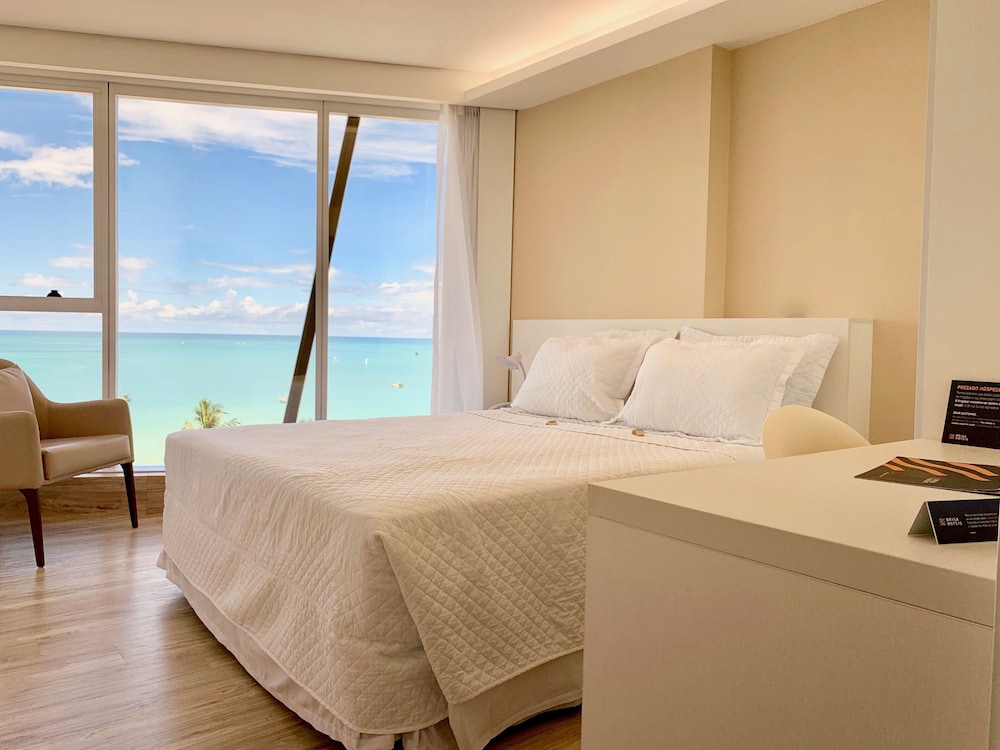 Hotel Brisa Suites 6/64