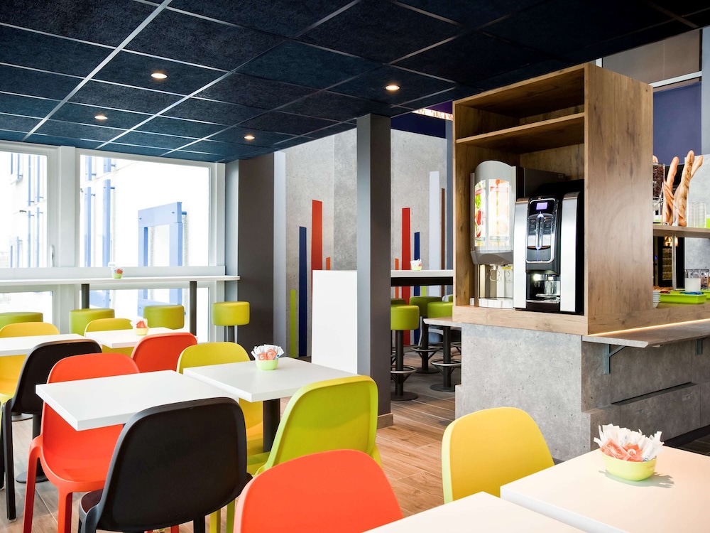 Ibis Budget Pontault Combault Rn4 Marne La Vallee 32/40