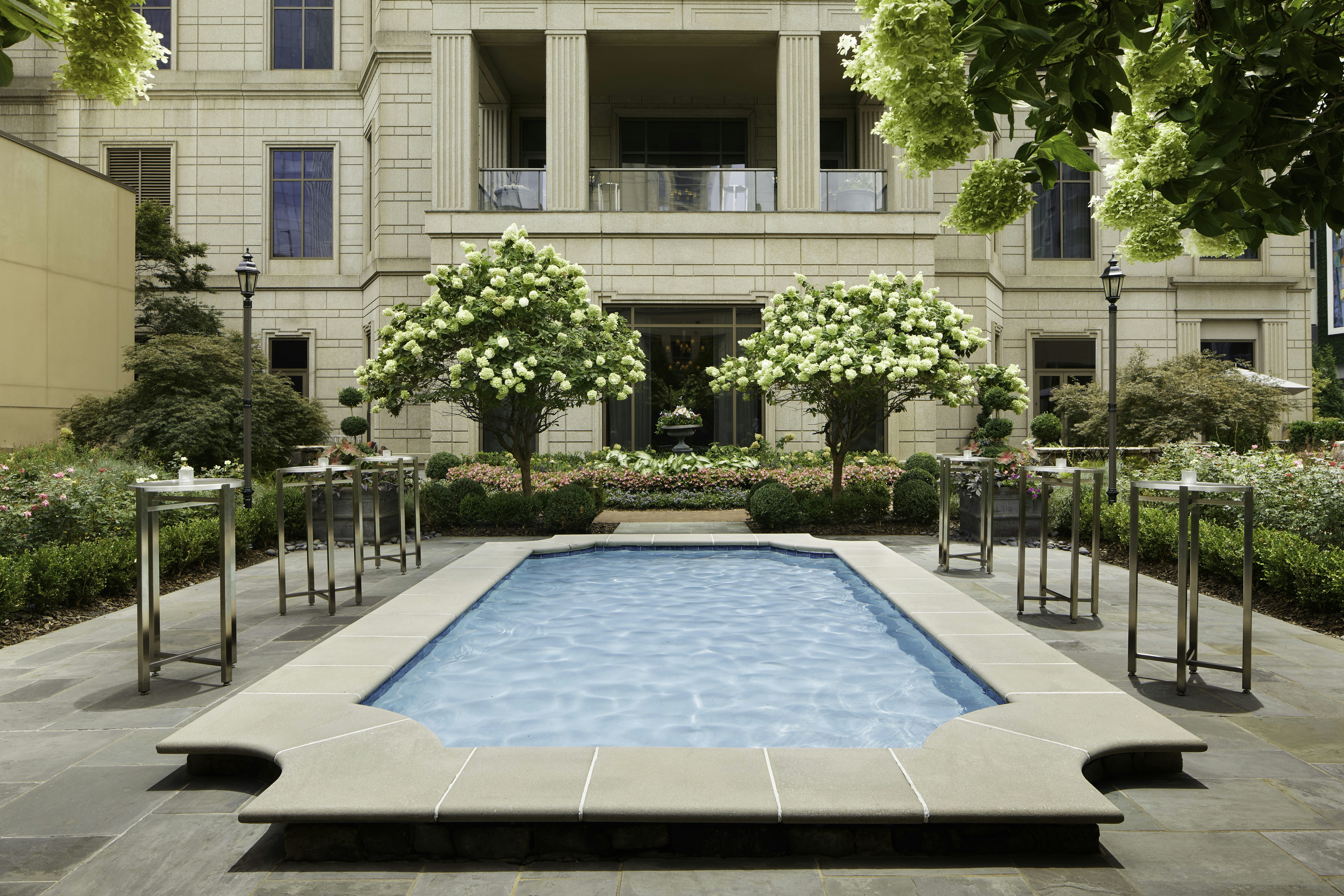 Waldorf Astoria Atlanta Buckhead 78/80