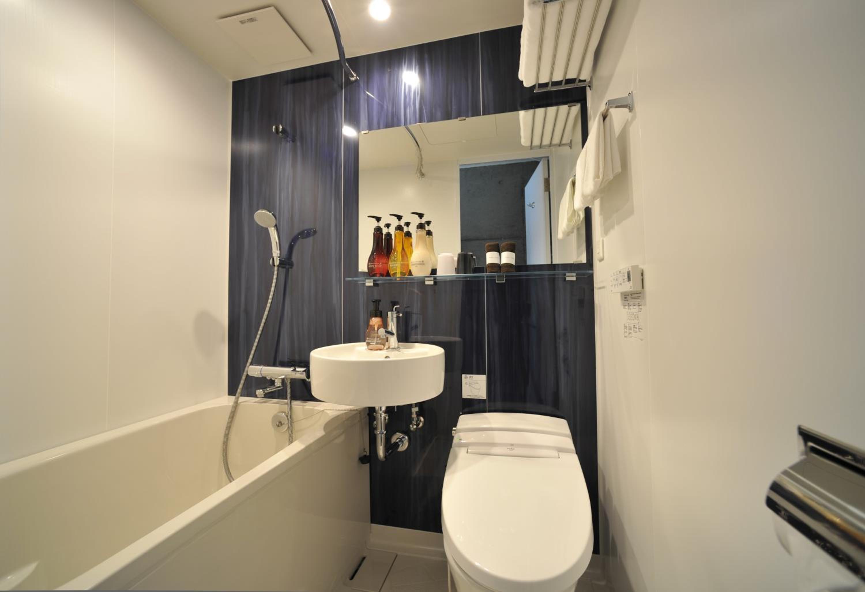 Adjoining, Condo, Twin Beds, Kitchen, Lounge Access، The Breakfast Hotel Porto Ishigaki 8/10