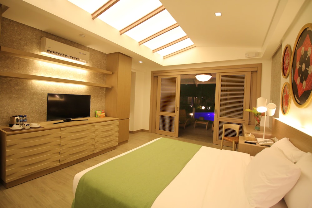 Bohol Shores 14/50
