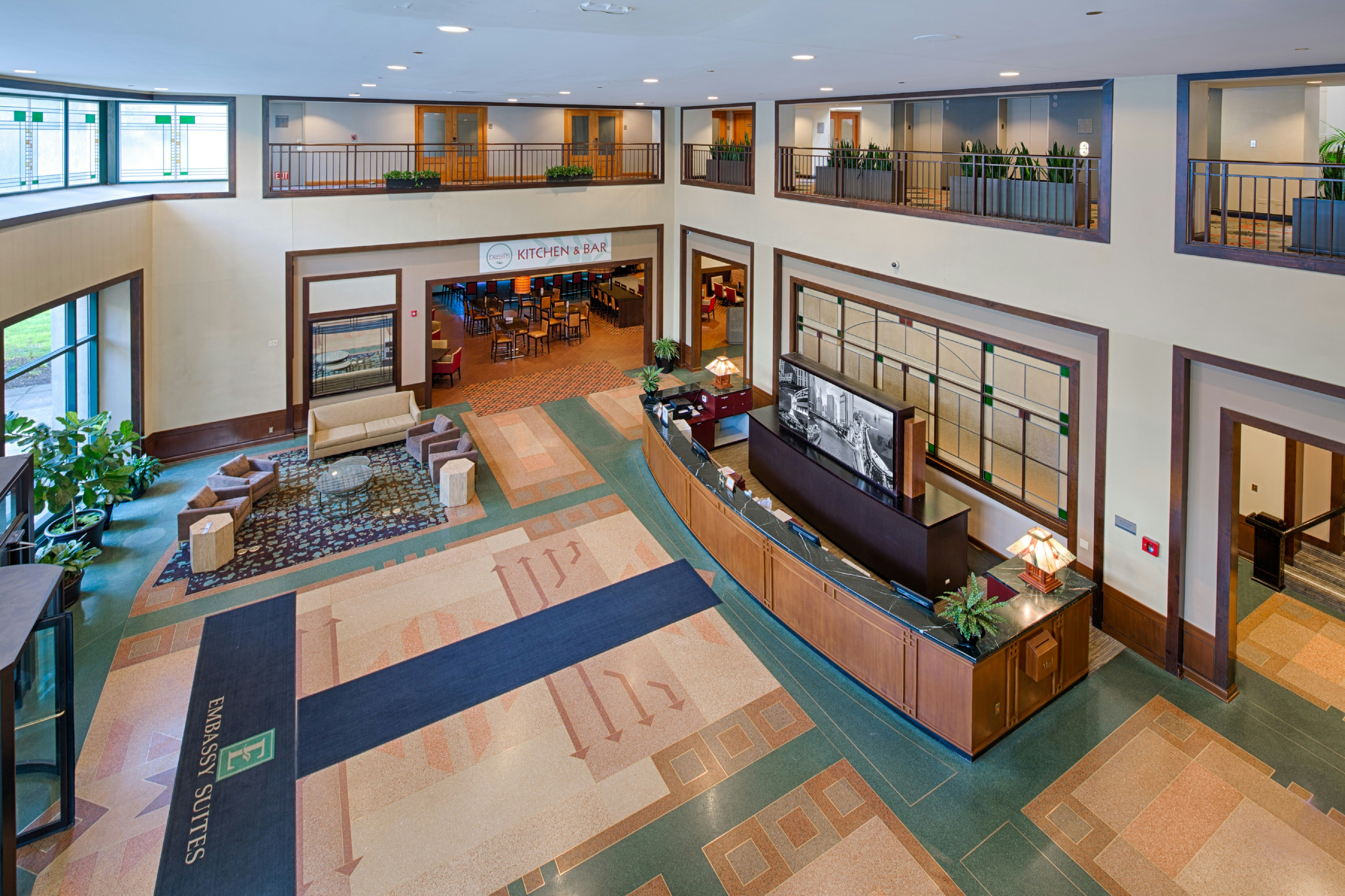 Embassy Suites by Hilton Chicago O'Hare Rosemont 34/64