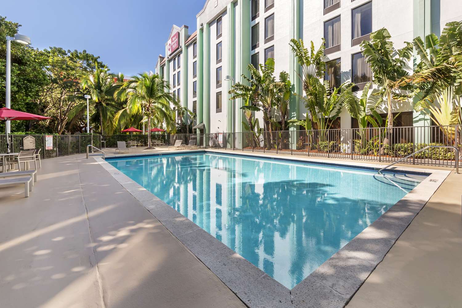 Best Western Plus Kendall Hotel & Suites 4/16