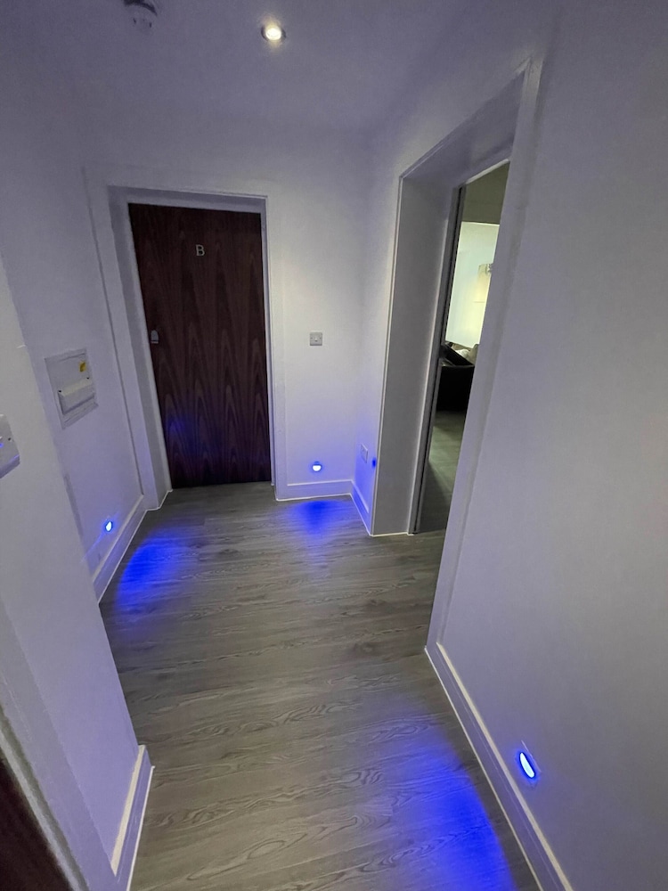 Ilford Tower Apartments 28/45