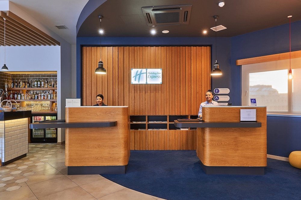 HOLIDAY INN EXPRESS MALTA 7/68