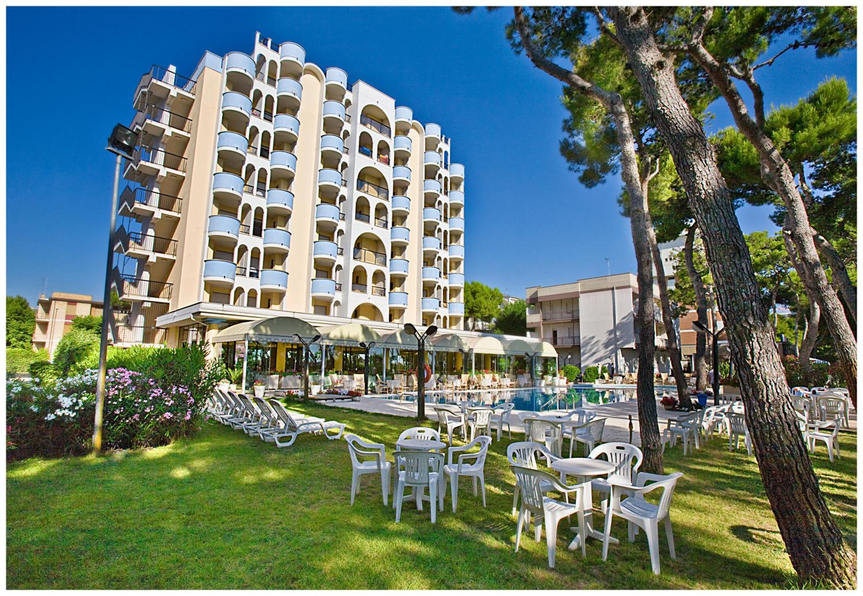 HOTEL PARCO DEI PRINCIPI 5/56