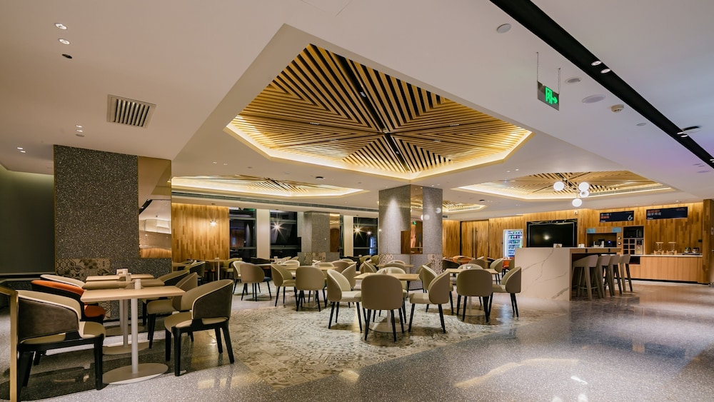 Holiday Inn Express Xi an High Tech Zone North 35/50