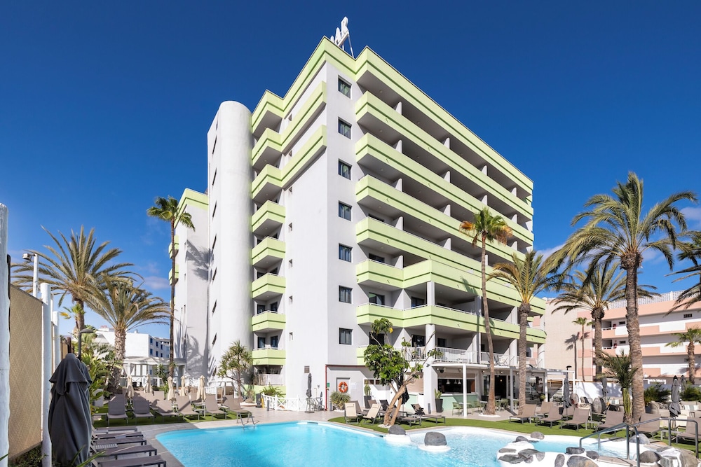 Hotel LIVVO Anamar Suites in San Bartolome de Tirajana
