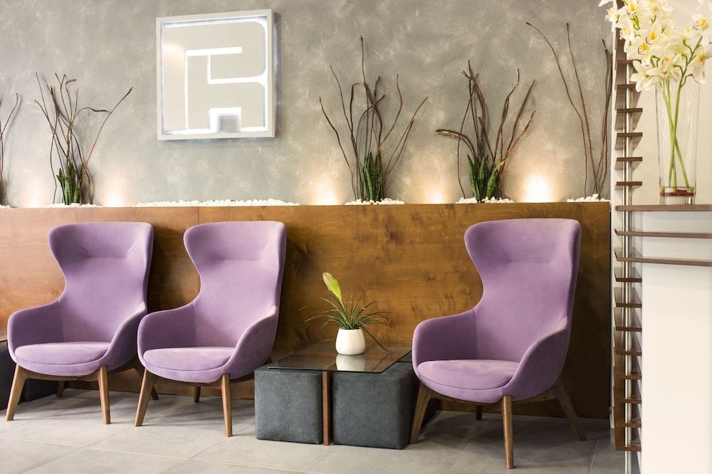 Pan Hotel 52/54
