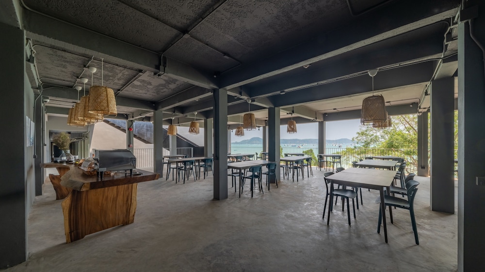 Arch39 Phuket Beach Front 23/36