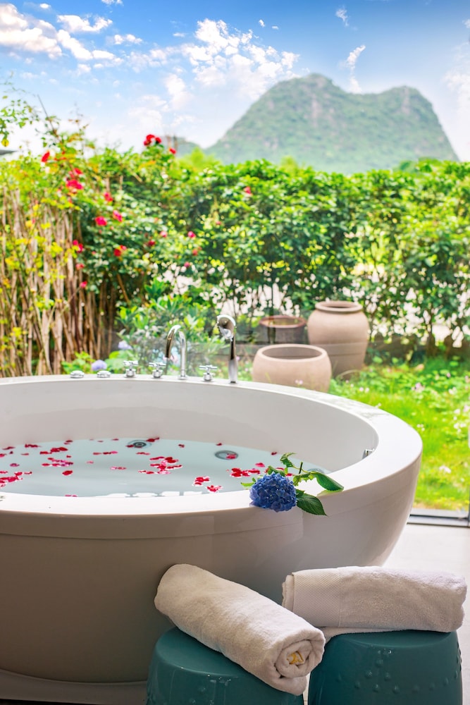 Peach Blossom River Resort 37/50