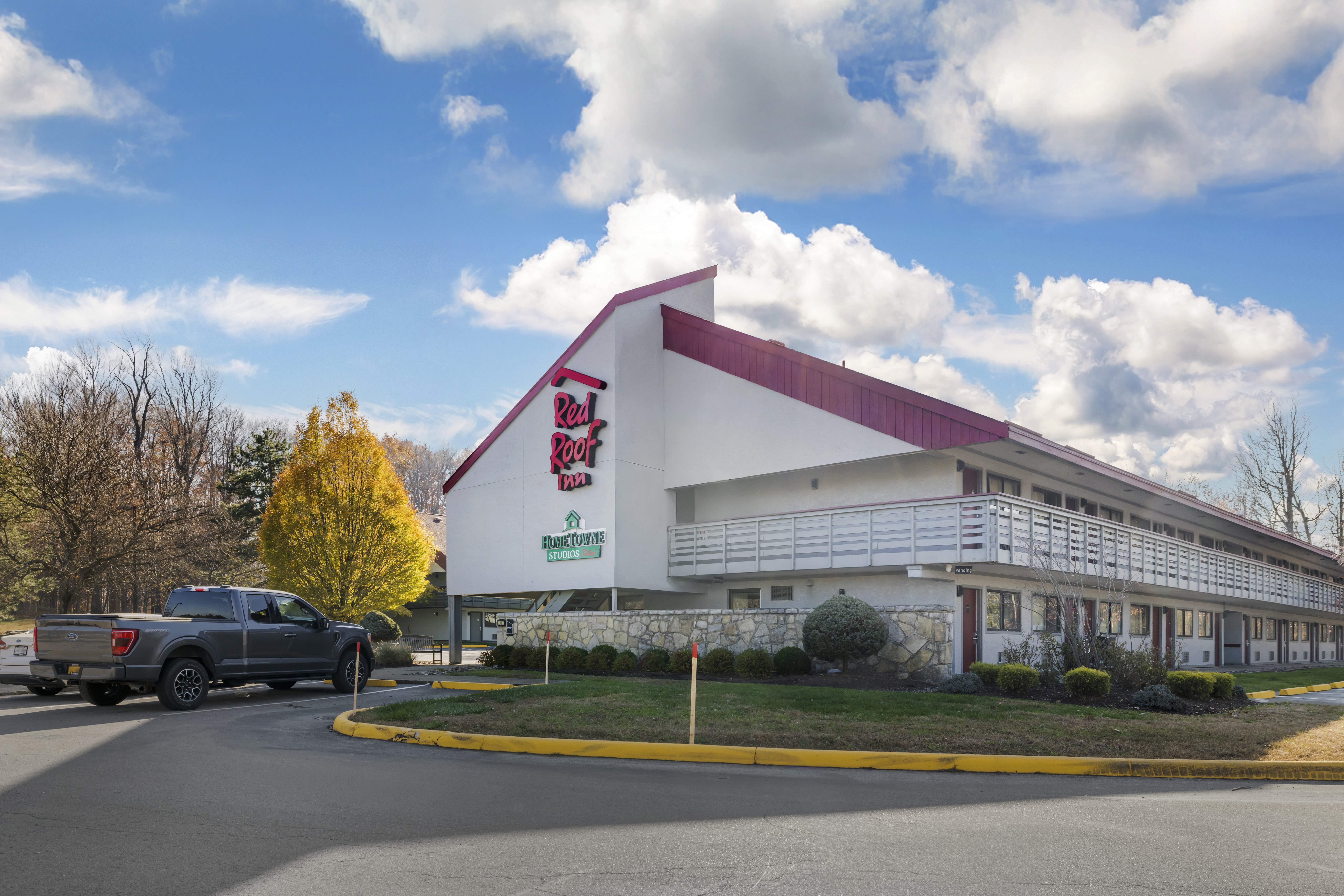 Red Roof Inn Buffalo Niagara Airport 43/53