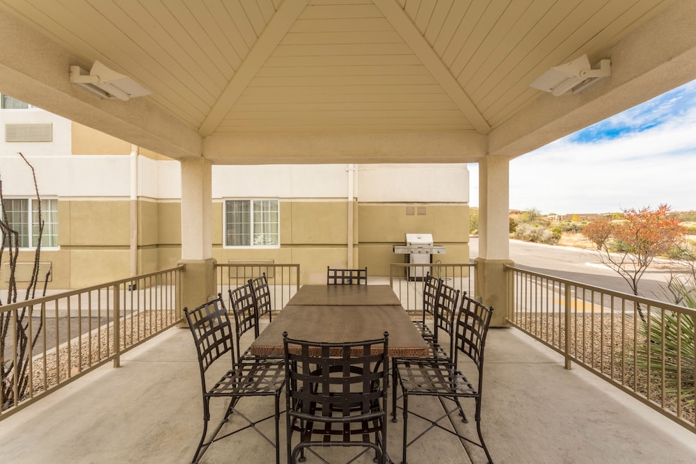 Candlewood Suites Nogales 44/64