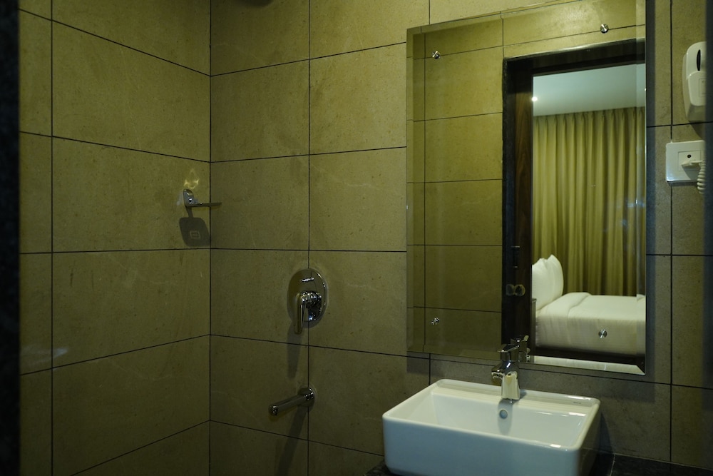 Jaag Hotel 44/50