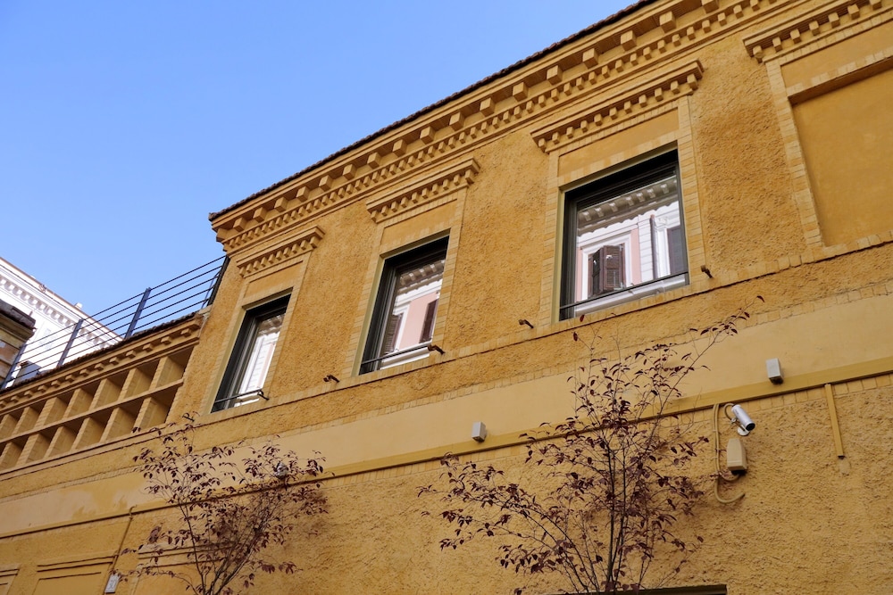Urben Suites Apartments Design 38/42