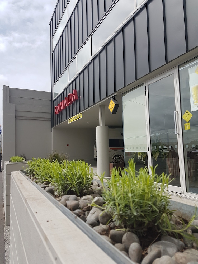 Ramada Suites by Wyndham Christchurch City 4/24