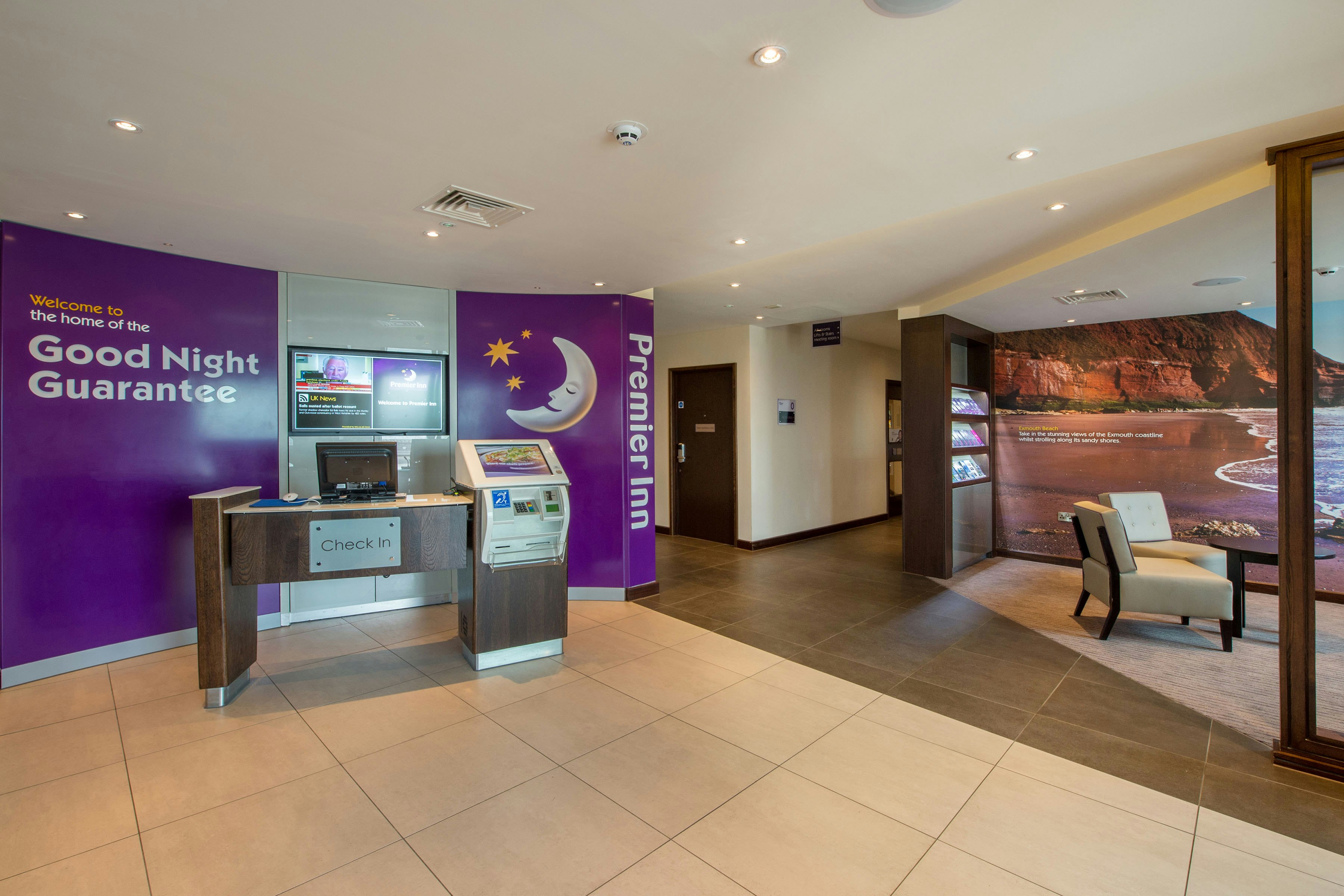 Premier Inn Exmouth Seafront hotel 8/37