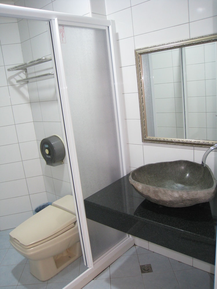 Fu Bin Hostel 31/32