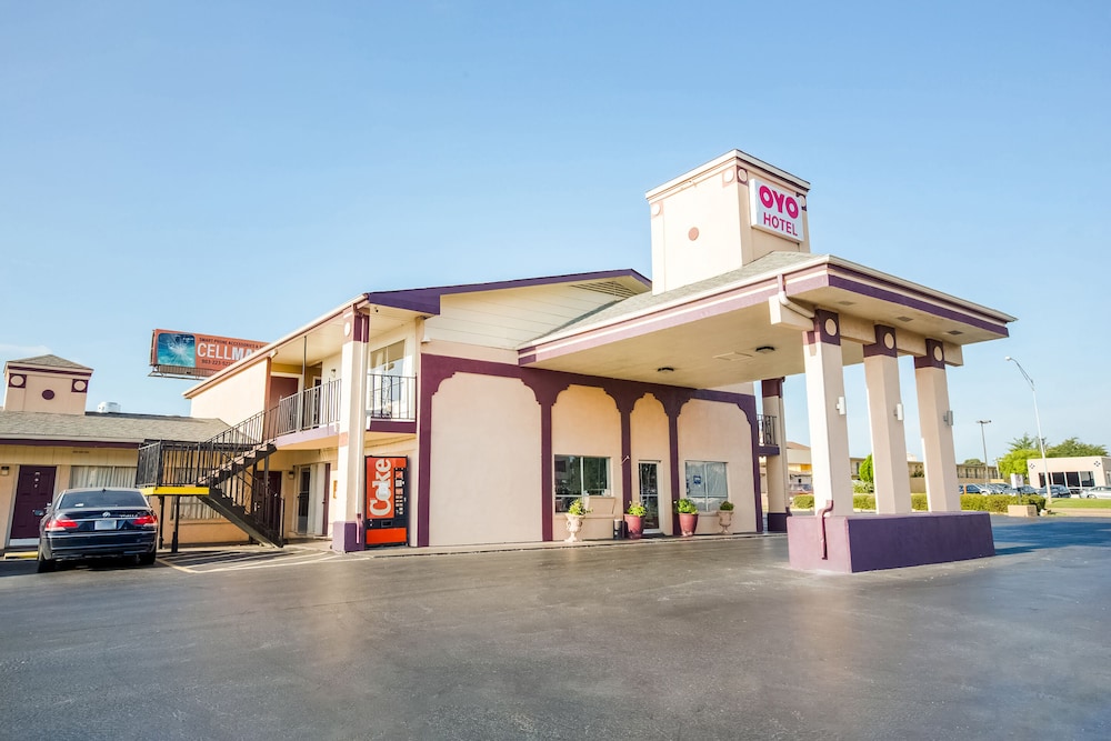 OYO Hotel Texarkana North Heights AR Hwy I-30 in TEXARKANA - AR