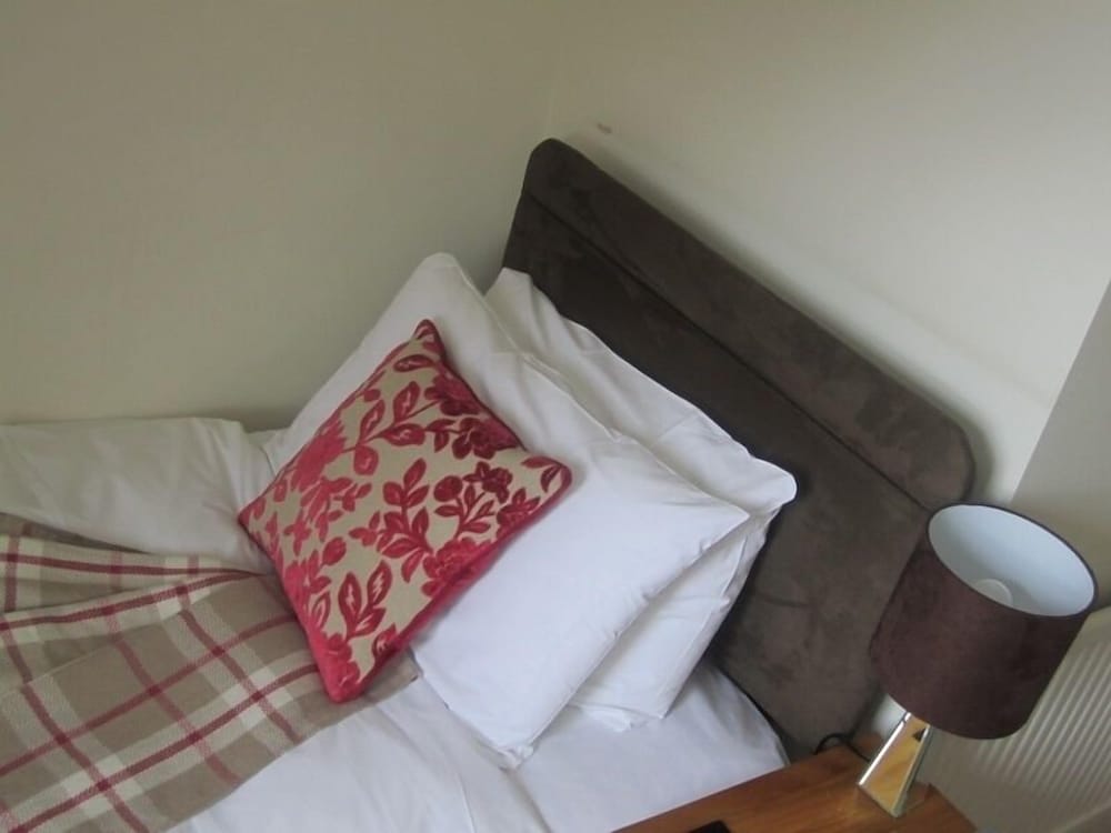 Yeo Dale Hotel 25/50