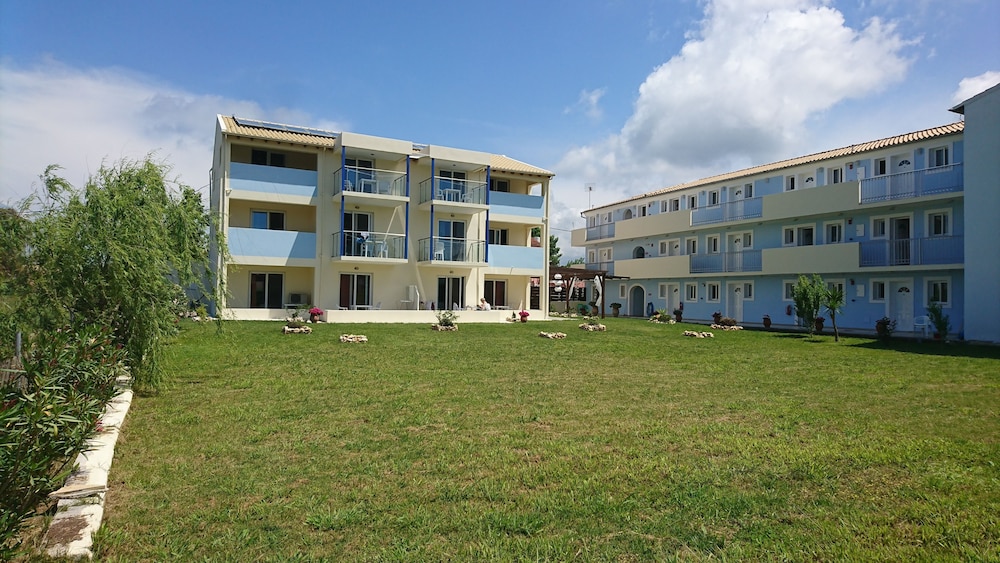 Christakis Hotel 1/50
