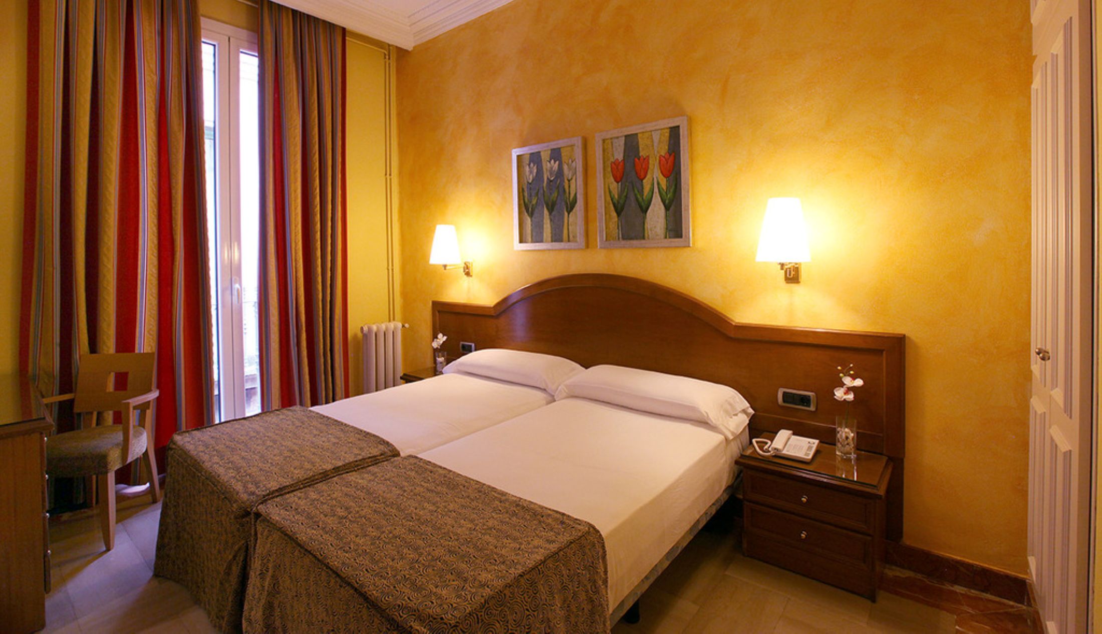 Inner, Single, Double Bed