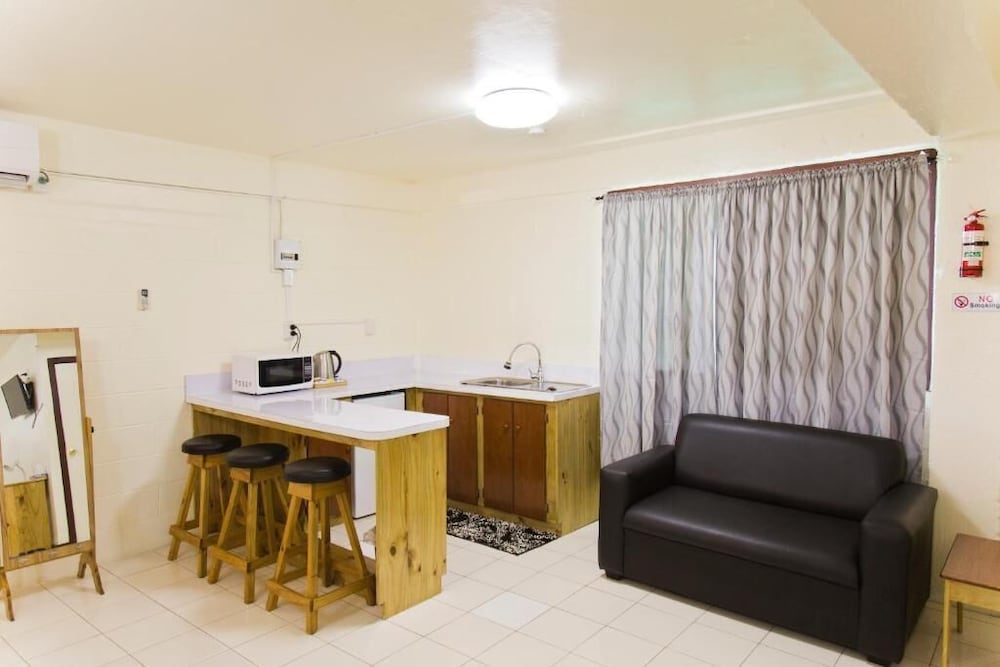 Moatoga Hotel 7/50