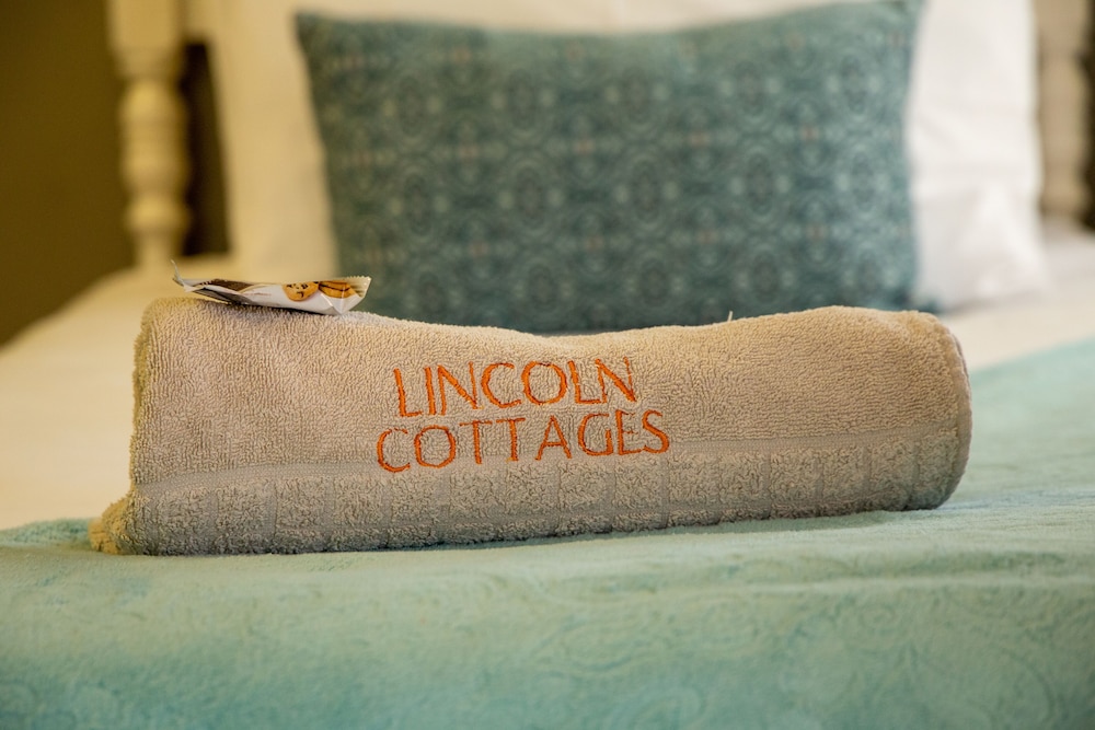 Lincoln Cottages 23/50