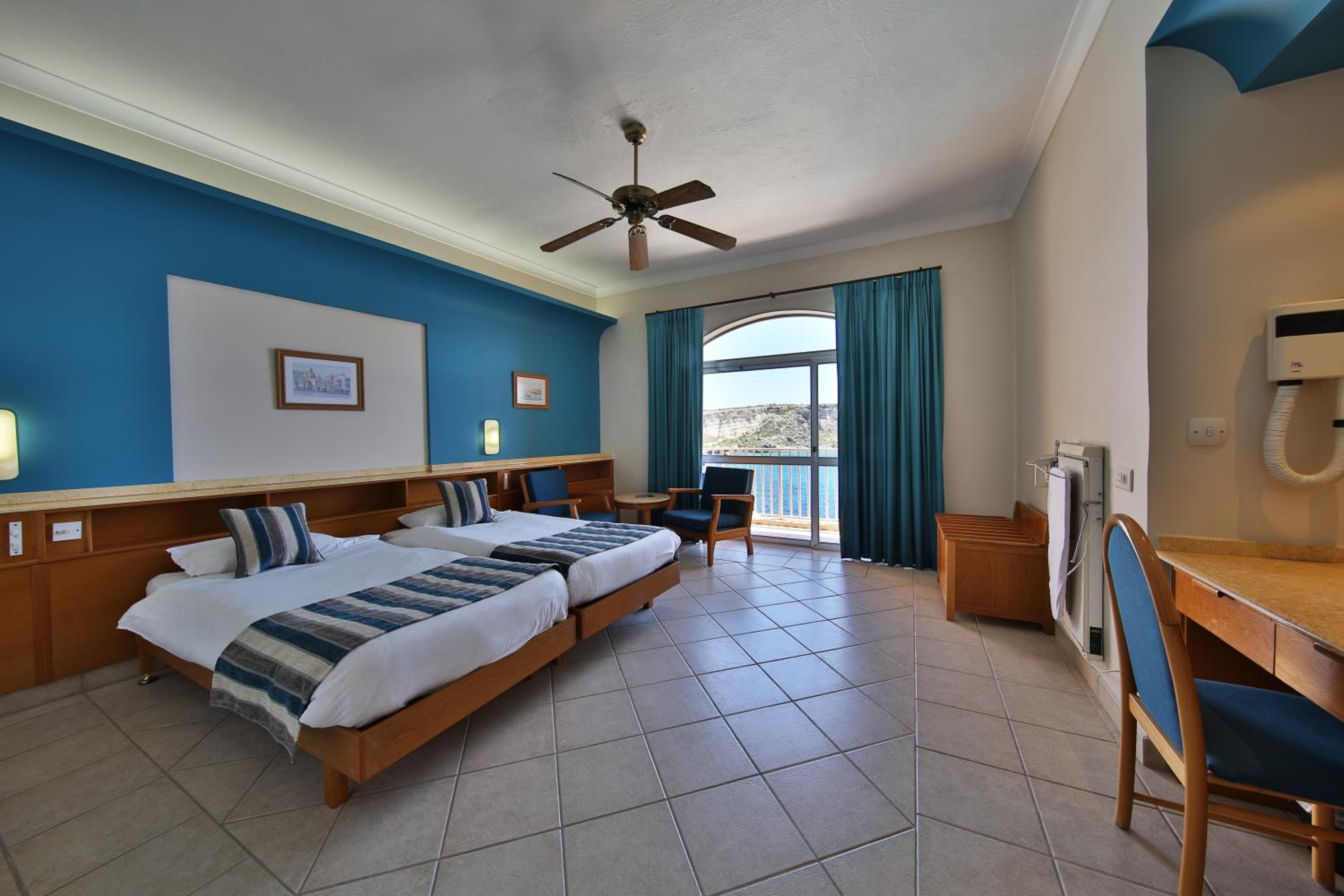 Room, Double or Twin Bed, Sea View, South Wing