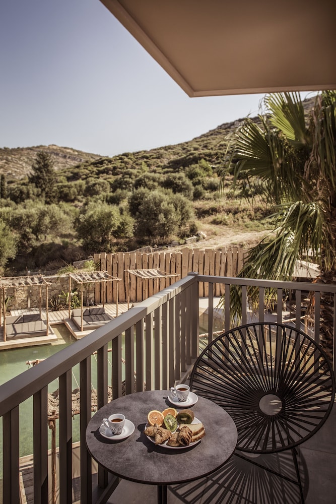 Doryssa Boutique Hotel 49/61