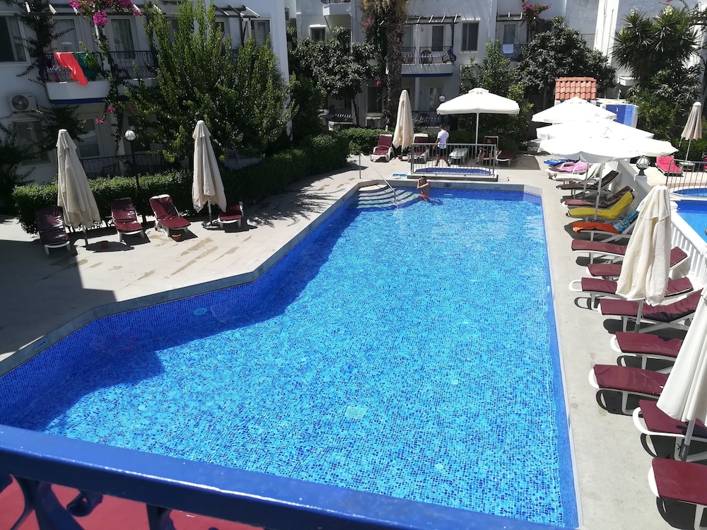 Serhan Hotel 19/35