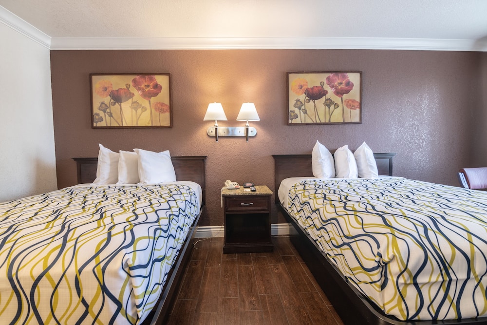 Motel 6 Tulsa West 13/40