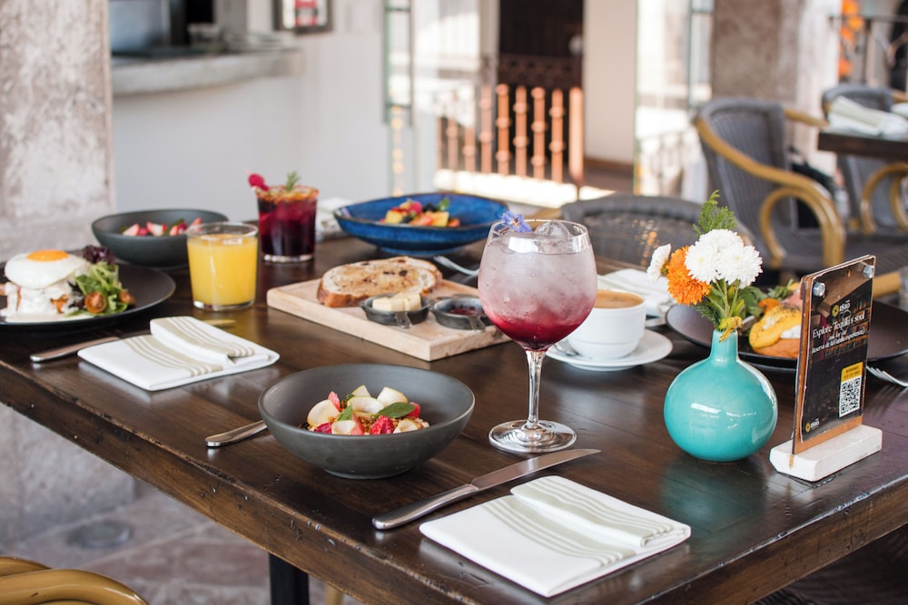 Casa 1810 Hotel Boutique 34/50