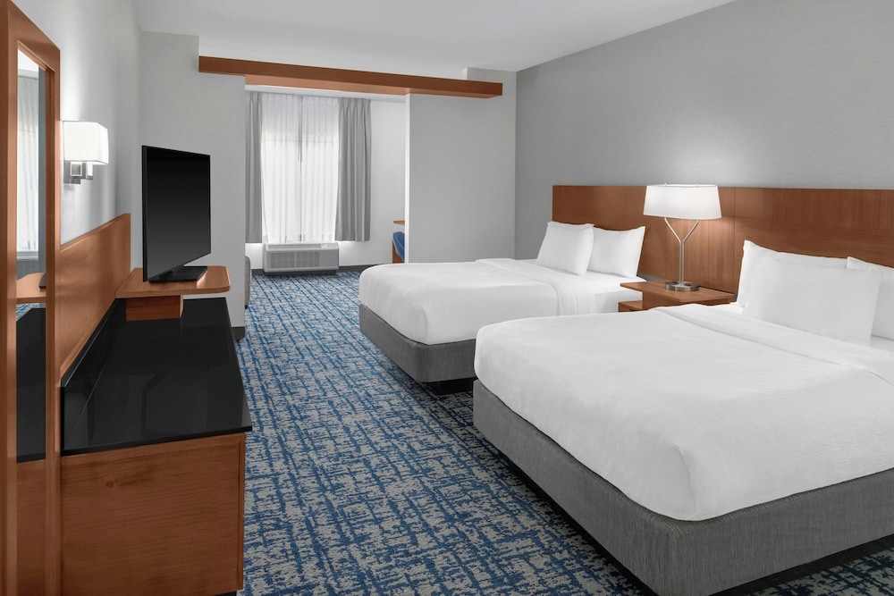 Fairfield Inn Suites Calhoun 11/47