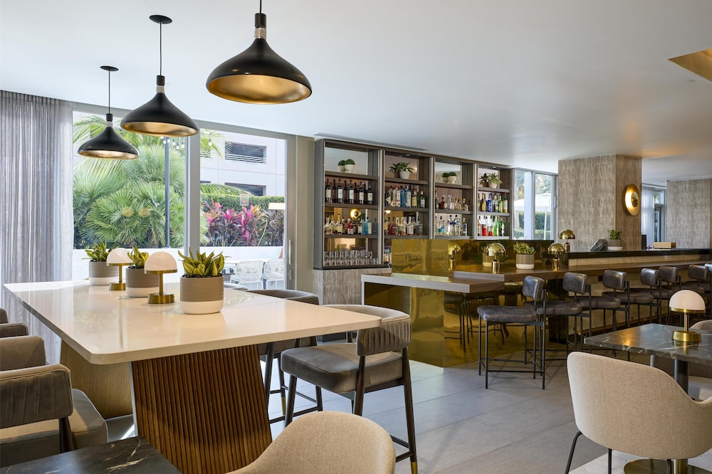 Hyatt Centric South Beach Miami 48/65