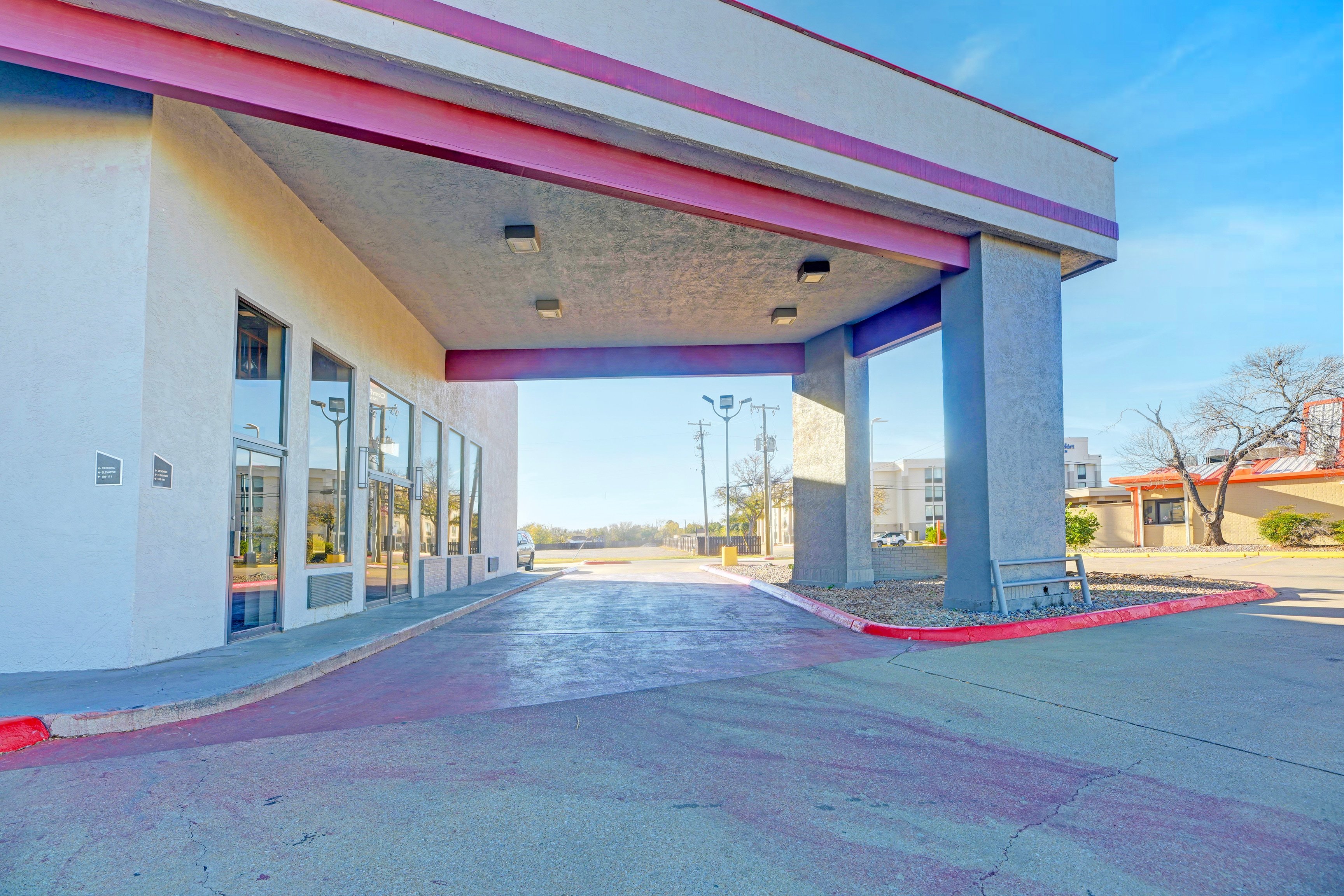 Travelers inn by OYO Wichita Falls 35/54