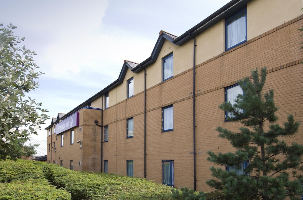 Premier Inn Bristol Filton 7/27