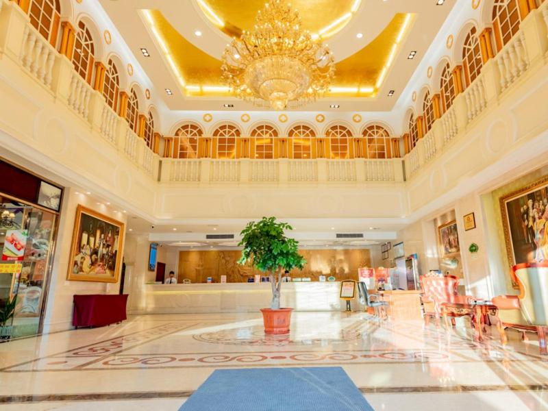 Vienna Hotel (Dongguan Tangxia Binfen Square) 3/35