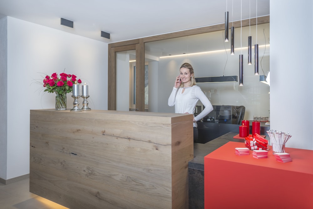 Hotel Grischuna 6/50