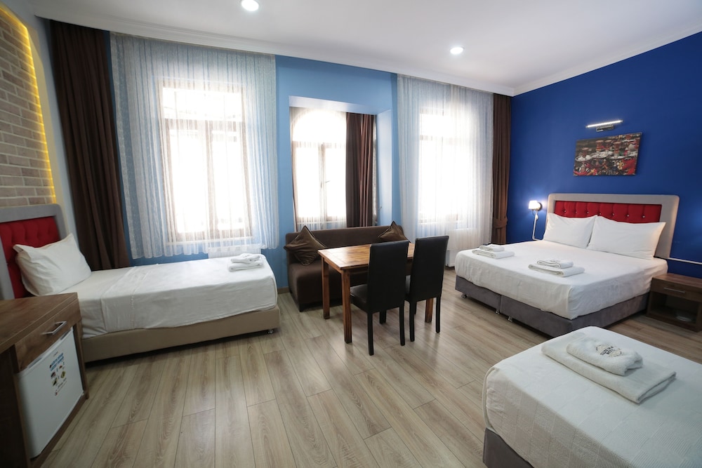 TAKSIM PARK SUITES 31/54