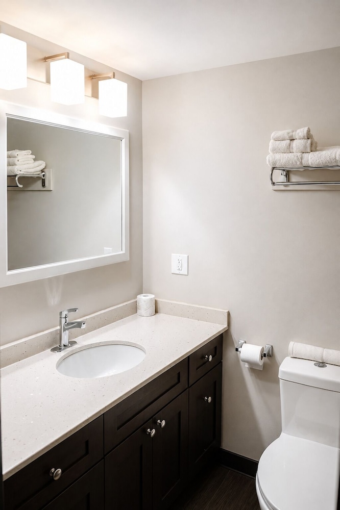 Homestead Inn & Suites 35/44