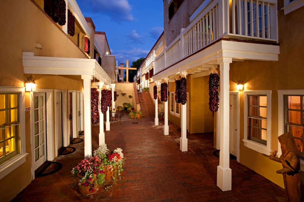 Chimayo de Santa Fe 3/23