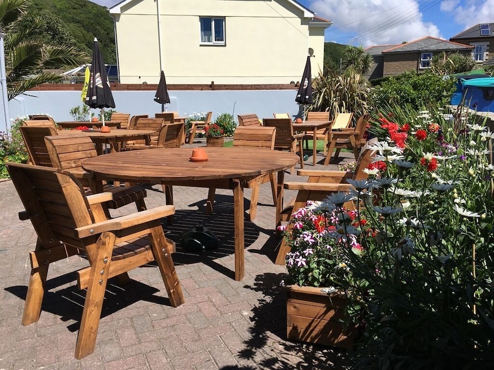 Portreath Arms 28/37