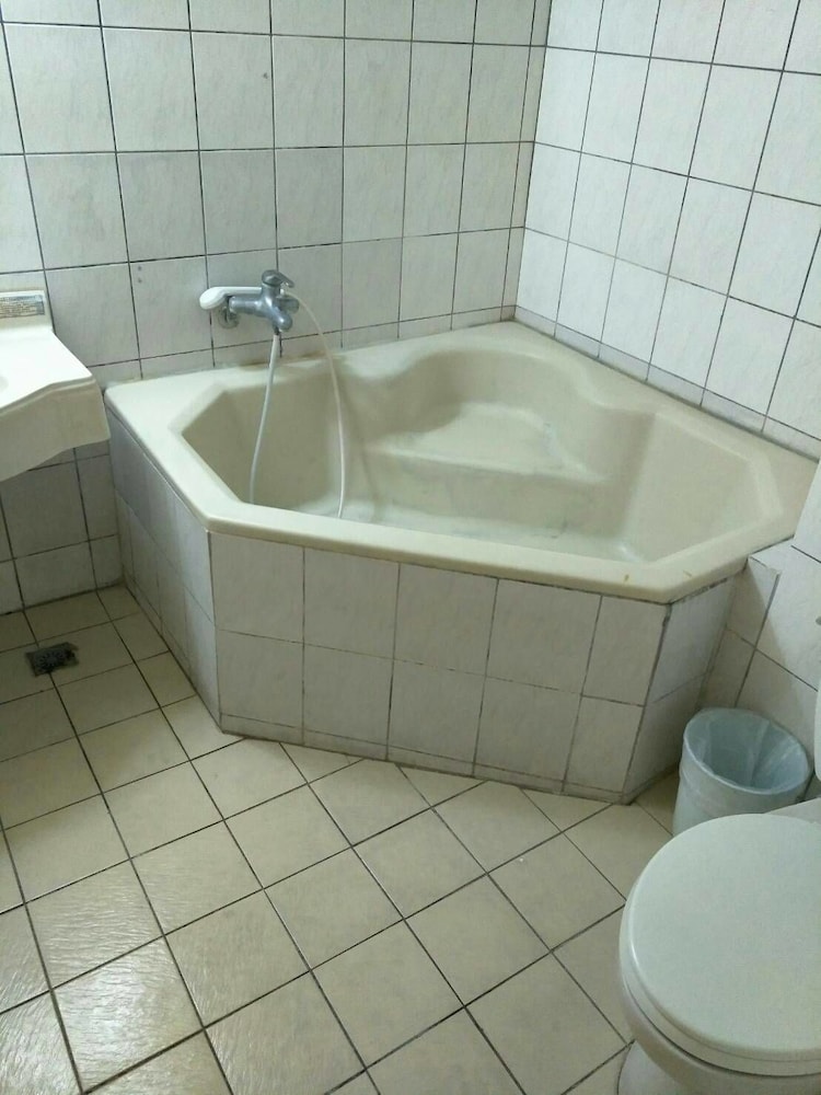 Yi-Sian Hot Spring Hotel 19/20