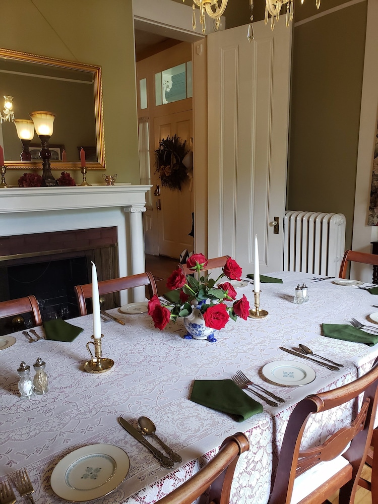 The Carriage Inn B&B 36/48