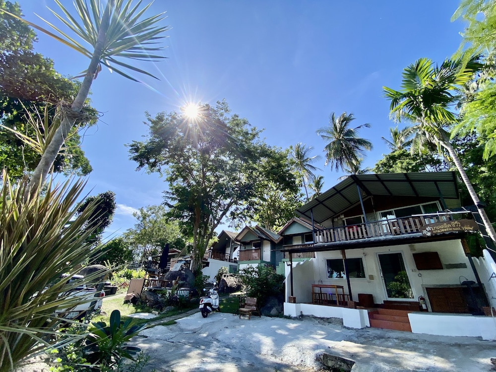 Majestic Sea View Resort 42/50