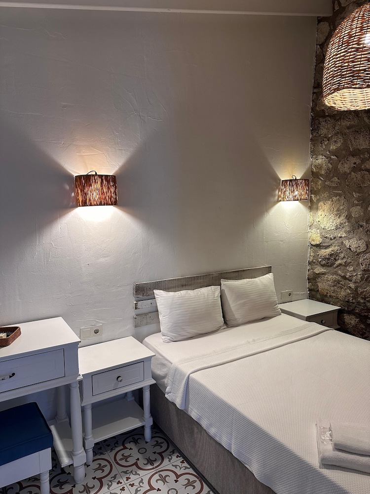 Selin Hotel 13/50